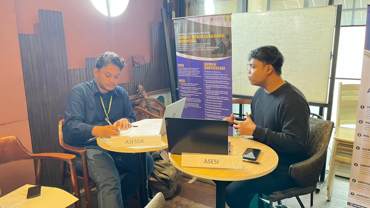 Training Strategi Manajemen SDM 